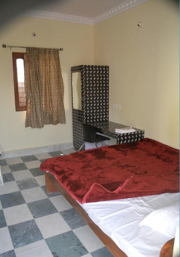 Raxaul Hotel Vaibhav מראה חיצוני תמונה